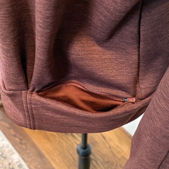 Athleta Altitude Polartec Half-Zip Sweatshirt in Mahogany Heather Size Large - Picture 7 of 13